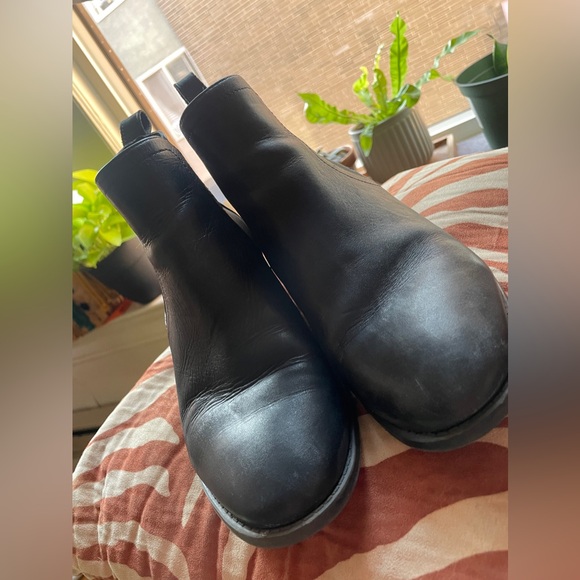 ❗️Free shipping❗️ Steve Madden Booties - Picture 2 of 7